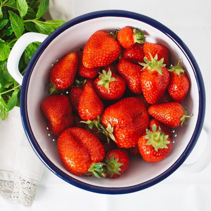 Strawberry Cheesecake Fat Bombs