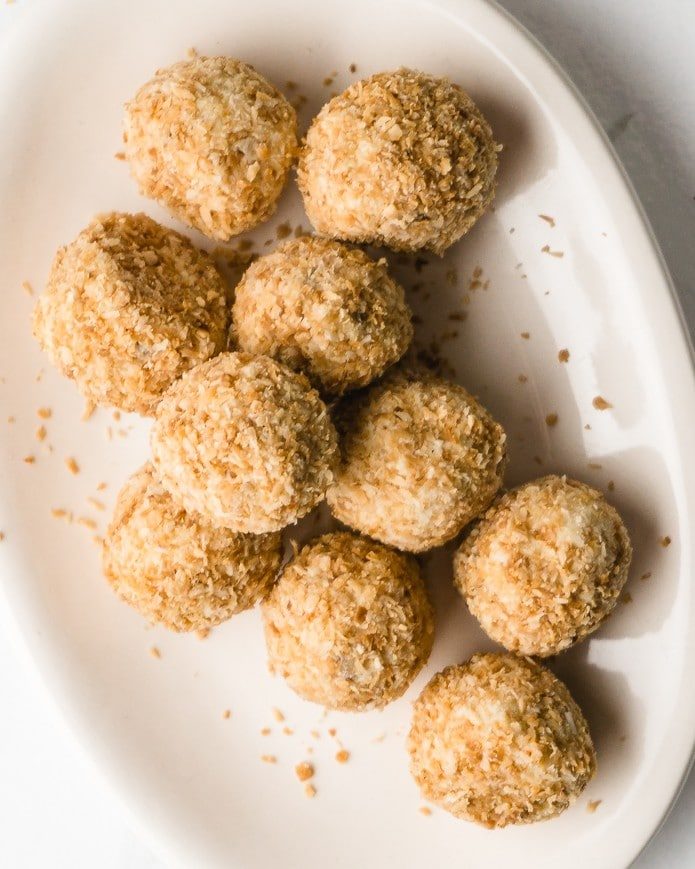 low-carb and gluten-free coconut fat bombs made with cream cheese