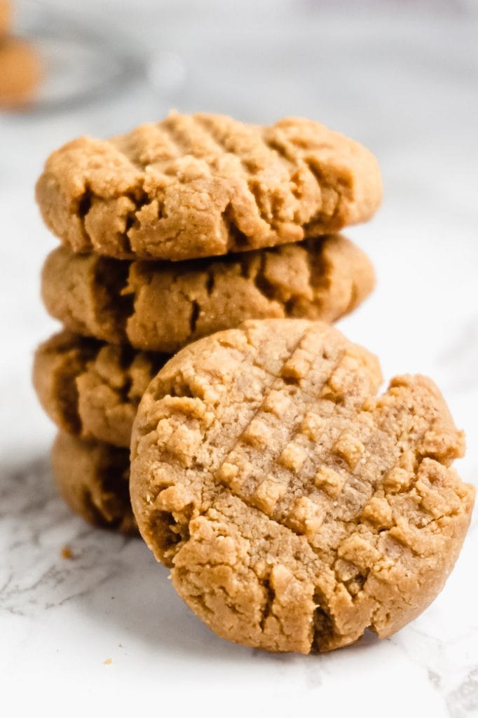 Keto Peanut Butter Cookies (Only 3 Ingredients!) - Green and Keto