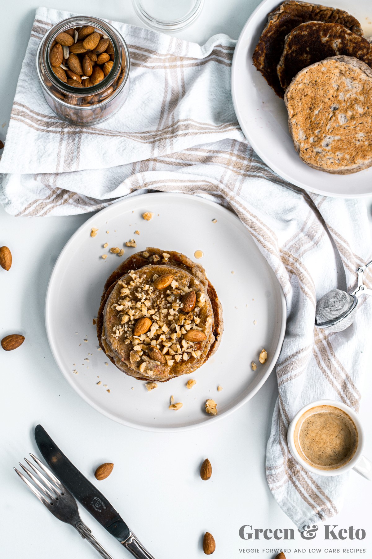 Almond Flour Pancakes (Recipe): How to Make Pancakes With Almond Flour